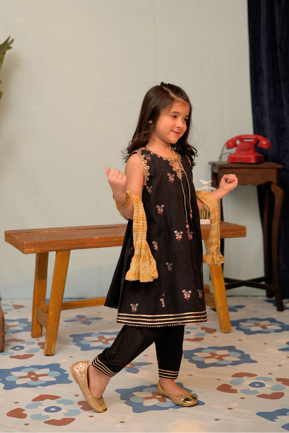 KBD-02924 | Black & Multicolor | Casual Plus 3 Piece Suit | Cotton Jacquard