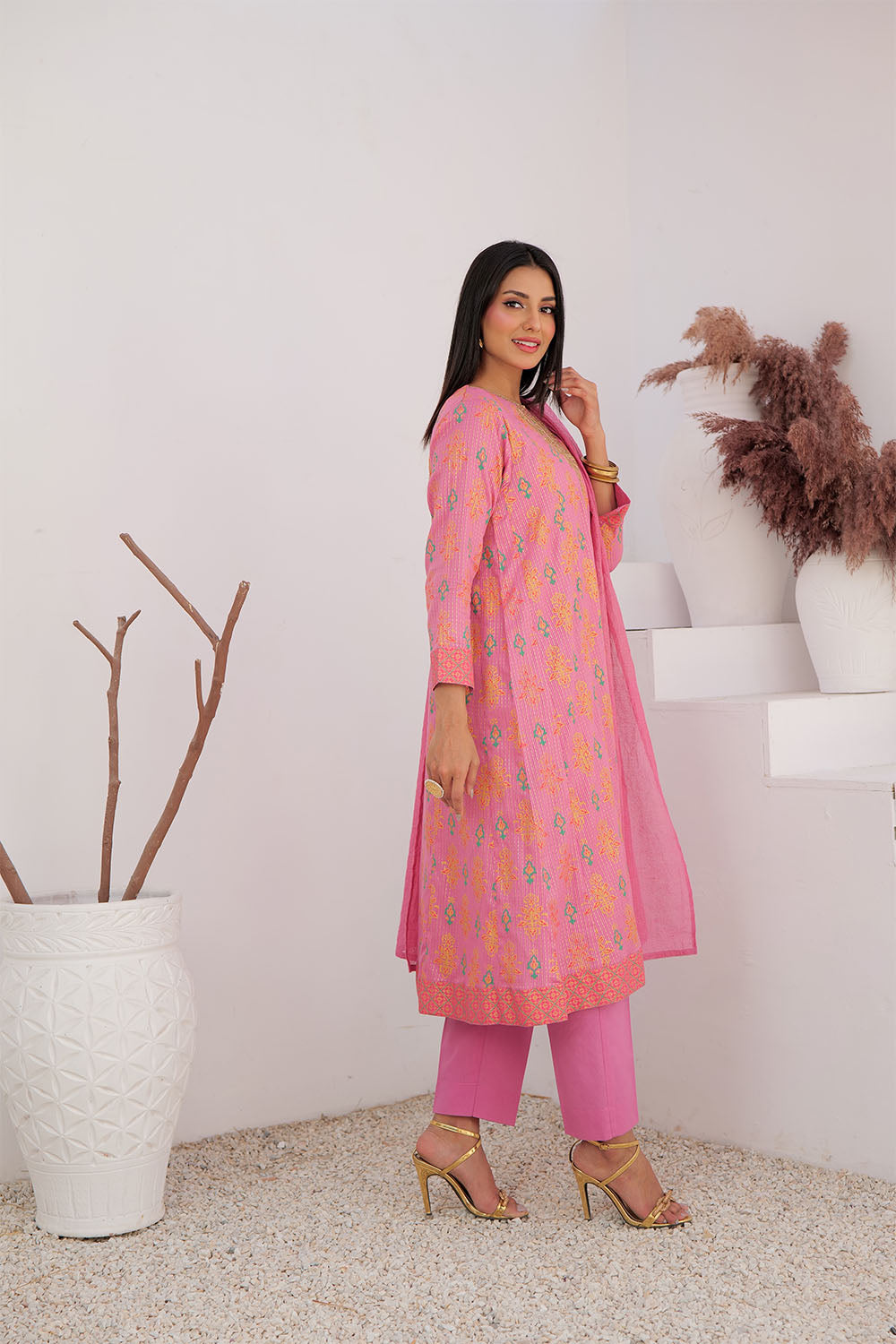 LBD-02991 | T.Pink & MultiColor | Casual Plus 3 Piece Suit | Cotton Dobby Dye over Gold Print