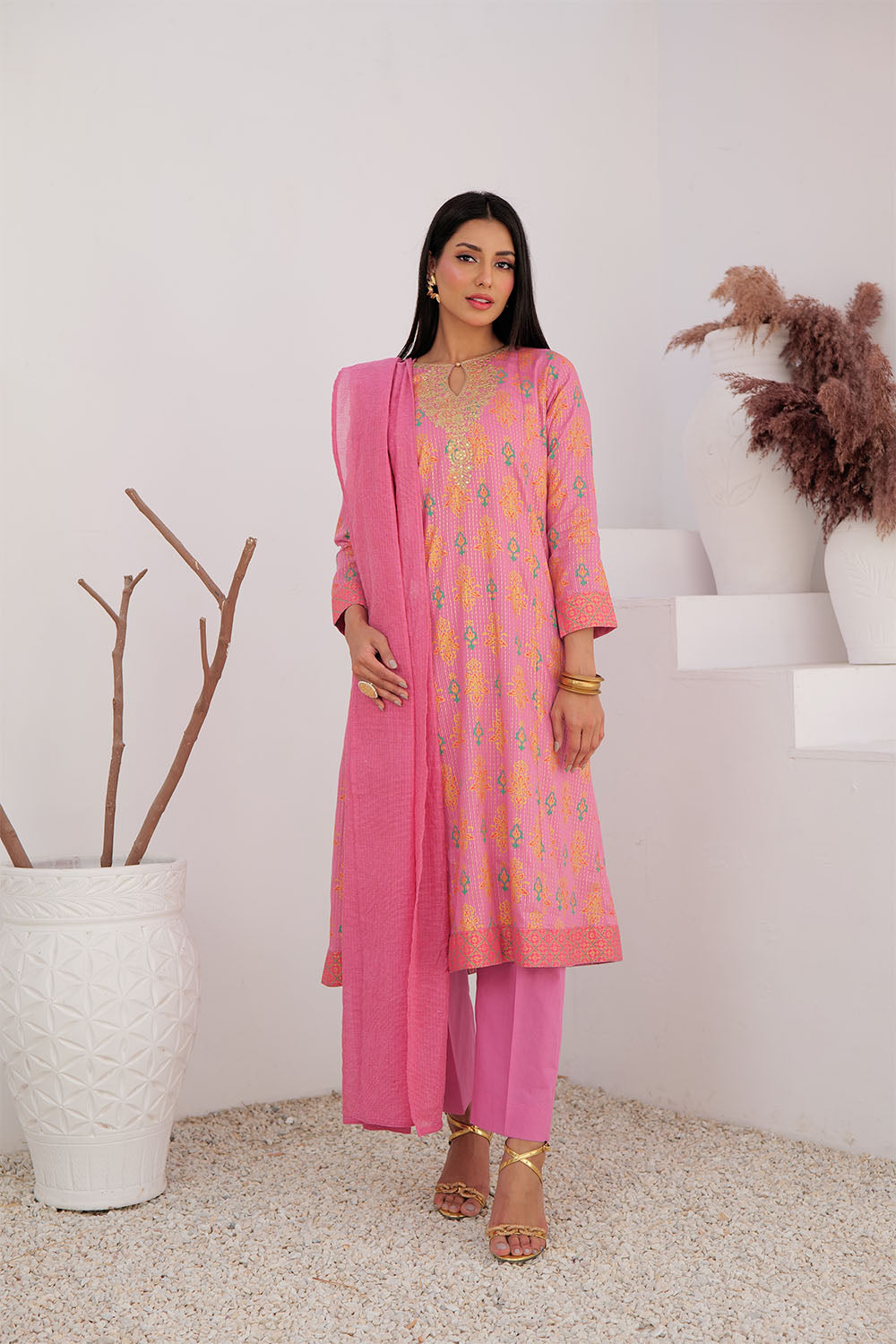 LBD-02991 | T.Pink & MultiColor | Casual Plus 3 Piece Suit | Cotton Dobby Dye over Gold Print