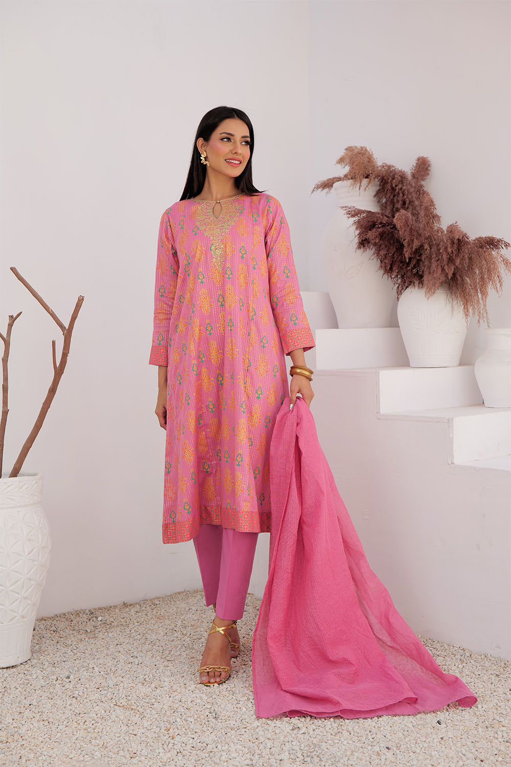 LBD-02991 | T.Pink & MultiColor | Casual Plus 3 Piece Suit | Cotton Dobby Dye over Gold Print