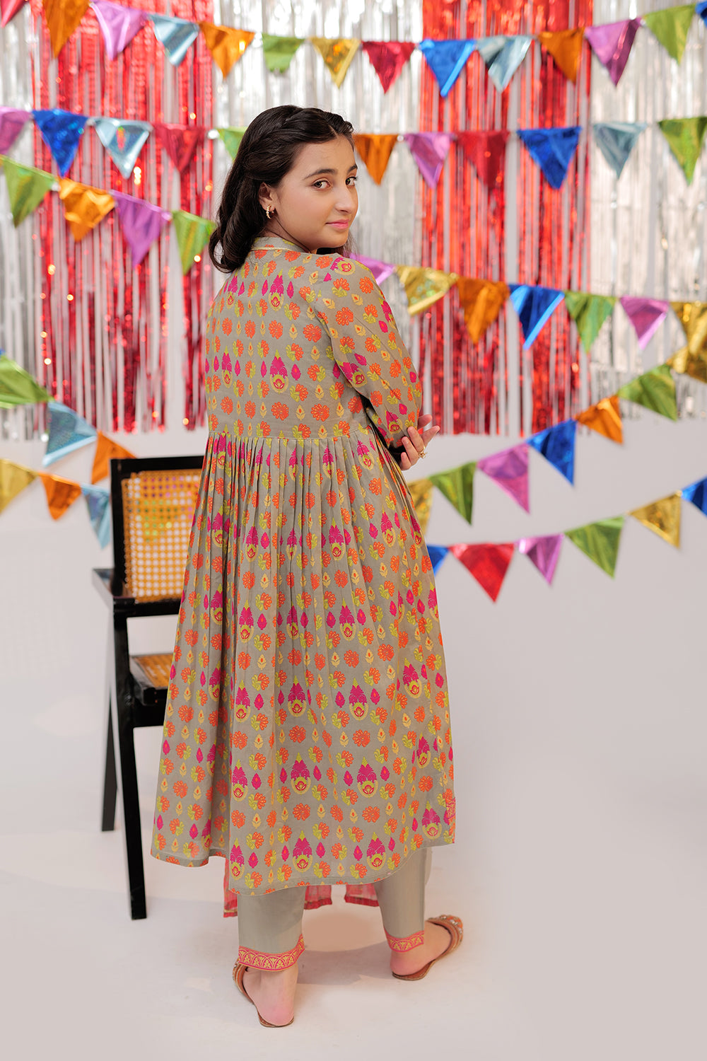 GBD-02610 | Grey & Multicolor | Casual Plus 3 Piece Suit  | Cotton Gold Print Lawn