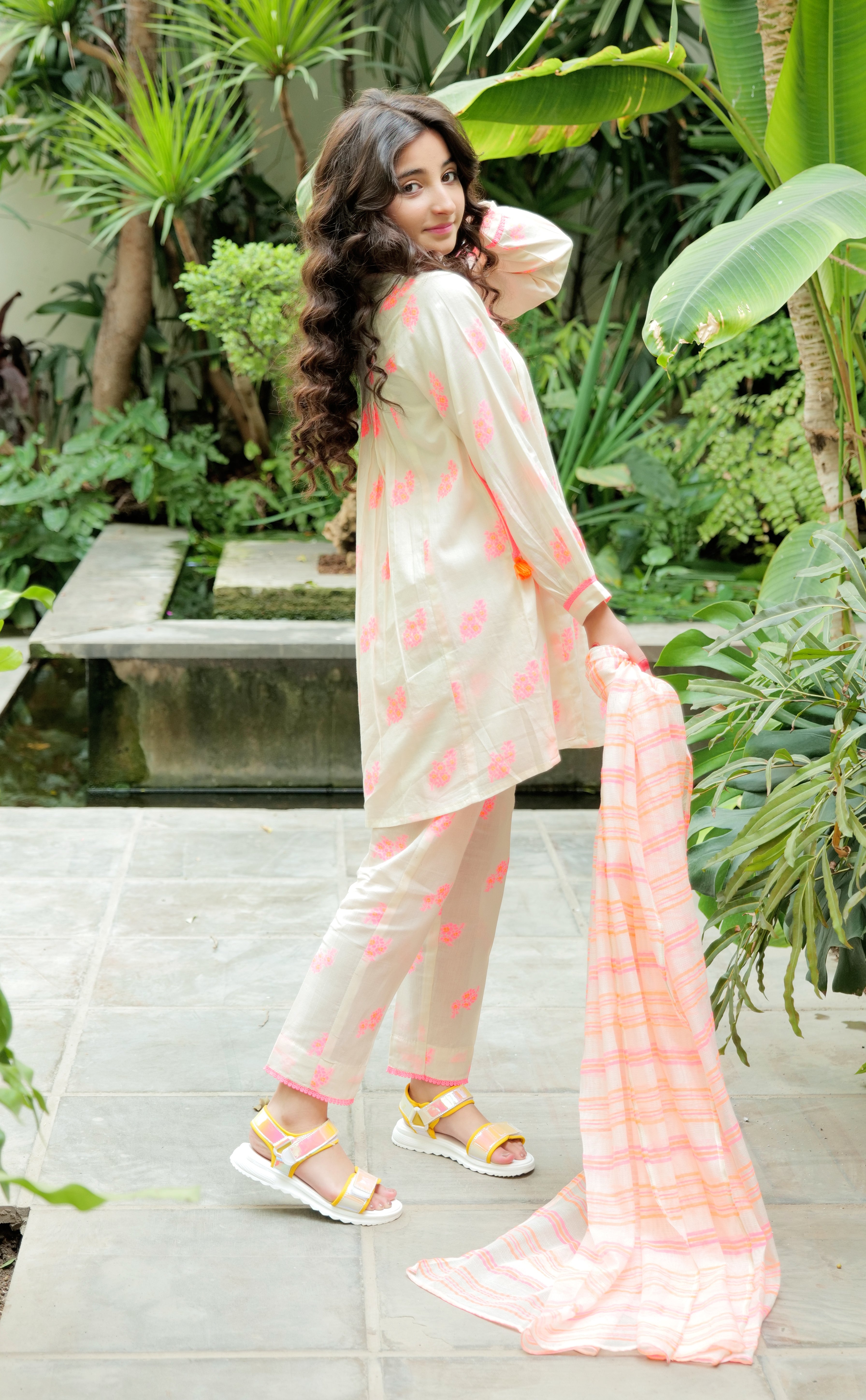 GAD-02583 | Beige & Neon | Casual Plus 3 Piece Suit  | Cotton Jacquard Neon Shade