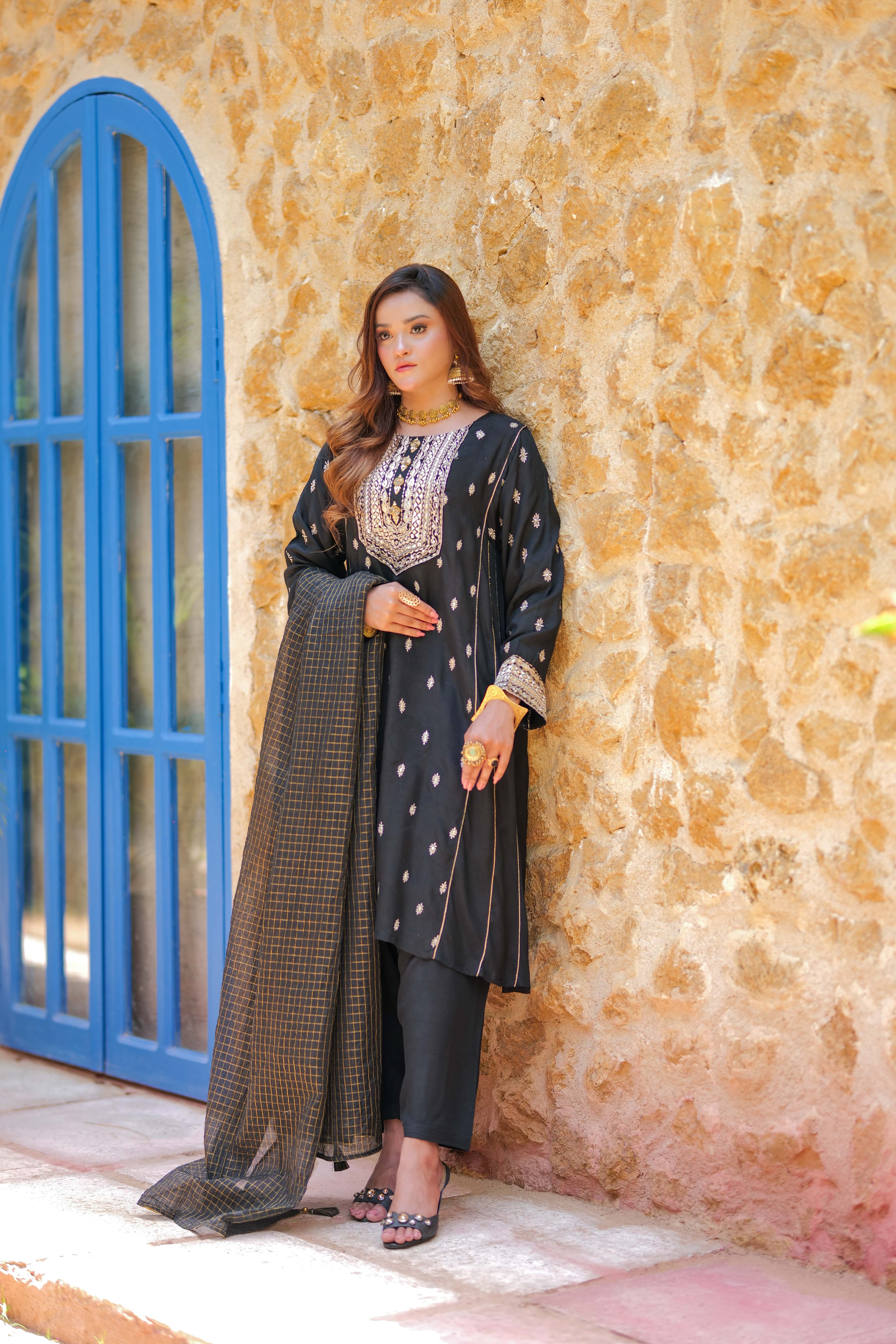 LDD-02741 | Black & Gold | Formal 3 Piece Suit | Viscose Raw Silk