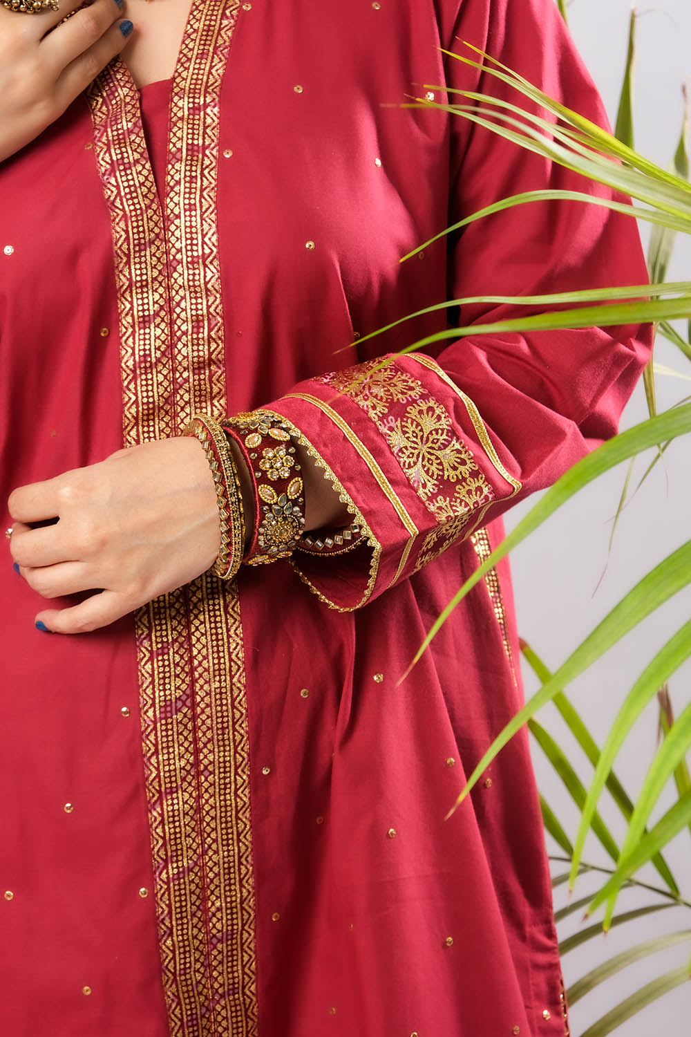 Women Eid Dress | Maroon & Gold | Casual Plus 3 Piece Suit | Cotton Fo SENORITA Women Eid Dress | Maroon & Gold | Casual Plus 3 Piece Suit | Cotton Fo SENORITA