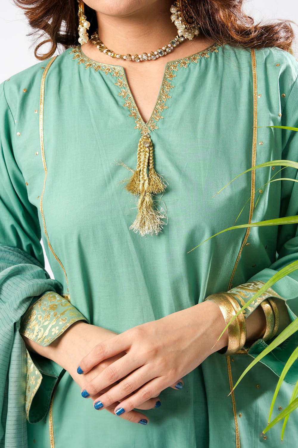 Women Eid Dress | Light Green & Gold | Casual Plus 3 Piece Suit